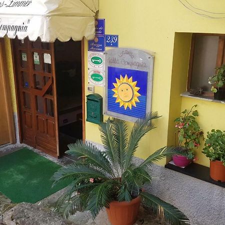 Locanda Dalla Compagnia Riomaggiore Exteriör bild