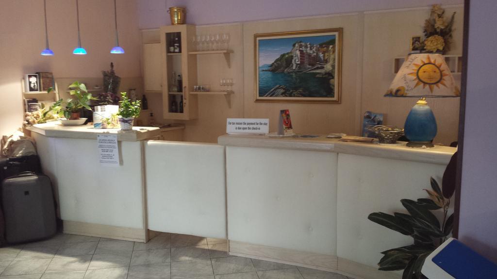 Locanda Dalla Compagnia Riomaggiore Exteriör bild