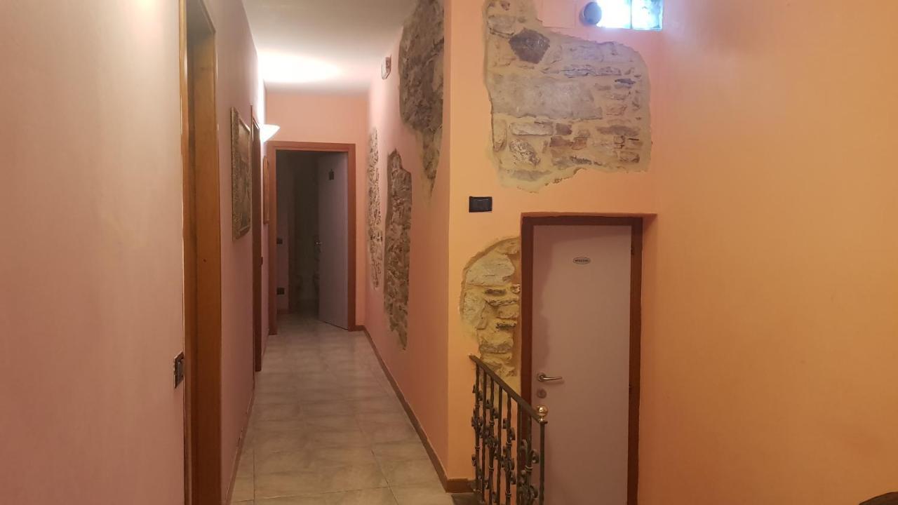 Locanda Dalla Compagnia Riomaggiore Exteriör bild